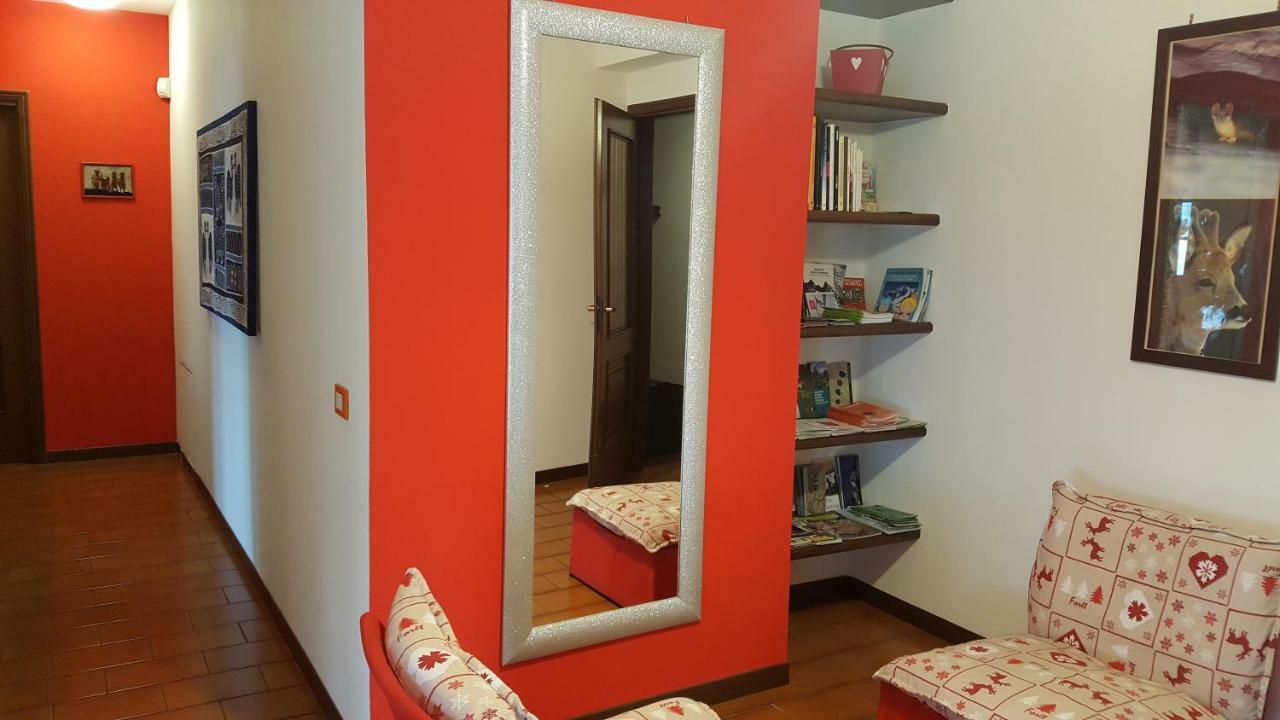 La Betulla Appartamento Confortevole Wifi E Parking Free Aosta Exterior foto